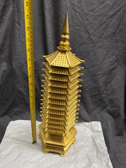 เจดีย์สวรรคื(ทองเหลือง)