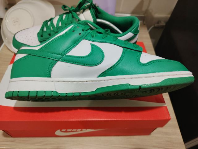 Nike รองเท้าผู้ชาย Dunk Low Retro​ ซื้อมาใส่แค่ครั้งเดียวครับ​ สภาพ​99 นัดรับได้ครับ รูปที่ 5