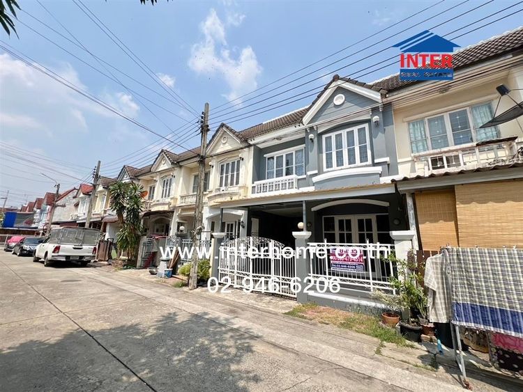 ทาวน์เฮ้าส์ 2 ชั้น 18 ตร.ว. หมู่บ้านบุศรินทร์ รามอินทรา ซอยพระยาสุเรนทร์40 ถนนพระยาสุเรนทร์ ถนนคู้บอน เขตคลองสามวา กรุงเทพมหานคร