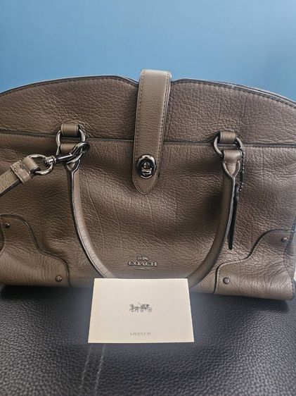 กระเป๋า Coach สีน้ำตาล ไซด์M รูปที่ 2