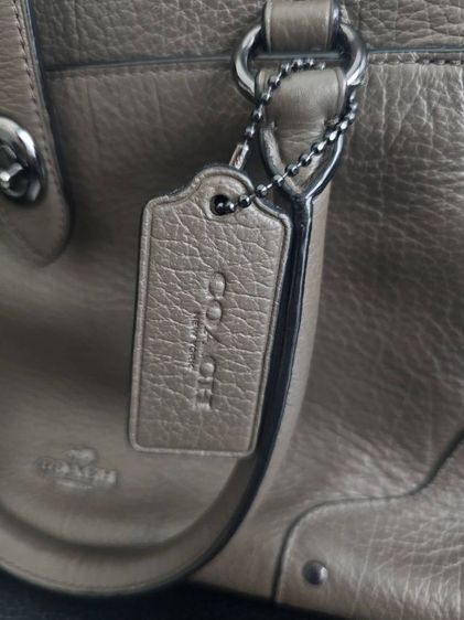 กระเป๋า Coach สีน้ำตาล ไซด์M รูปที่ 3