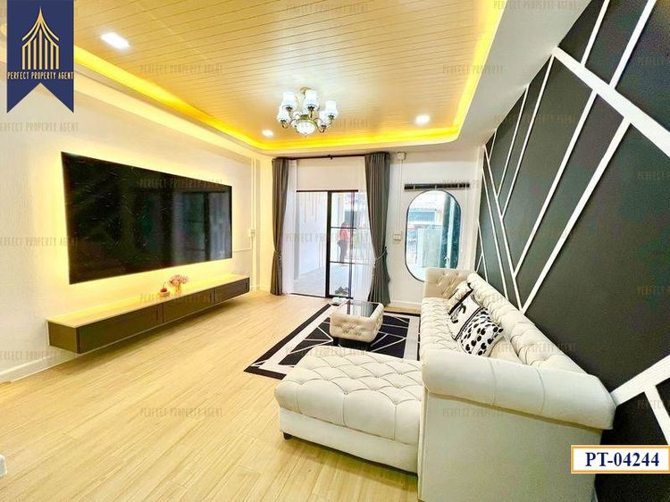 ขายบ้านสวยทำเลทอง รถไฟฟ้าสายสีชมพู หมู่บ้านปรีชา 11 รูปที่ 3