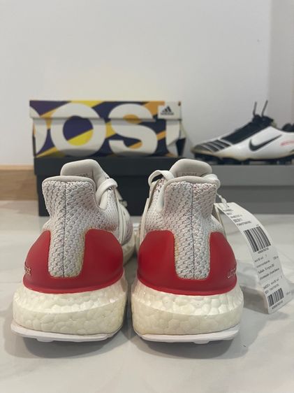 Ultraboost Multi Color 2.0มือ1ป้ายห้อยSize7 Uk  7.5 us รูปที่ 7