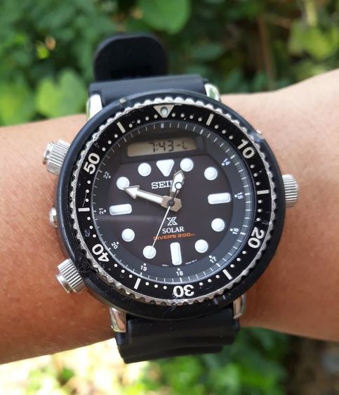 SEIKO Prospex Arnie”Solar Divers 200m.รุ่นSNJ025P1 แบบใช้ถ่านพลังแสง สภาพผ่านการใช้งานมาพอควร แต่ยังสวย หน้าในสวยใส เม็ดมะยมแบบขันเกลียว รูปที่ 3