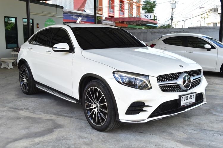 Mercedes-Benz GLC-Class 2020 GLC250 Sedan เบนซิน ไม่ติดแก๊ส เกียร์อัตโนมัติ ขาว รูปที่ 4