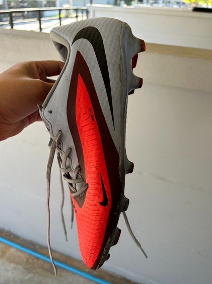 รองเท้าฟุตบอล Nike Phantom รูปที่ 4