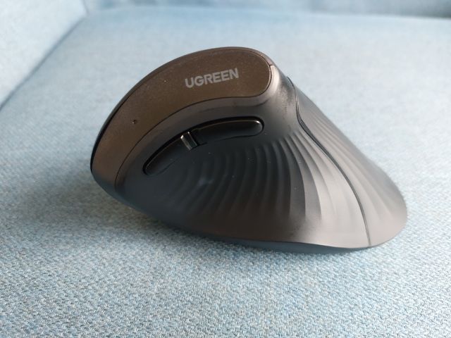 เม้าส์แนวตั่งUGREENแท้ รูปที่ 3