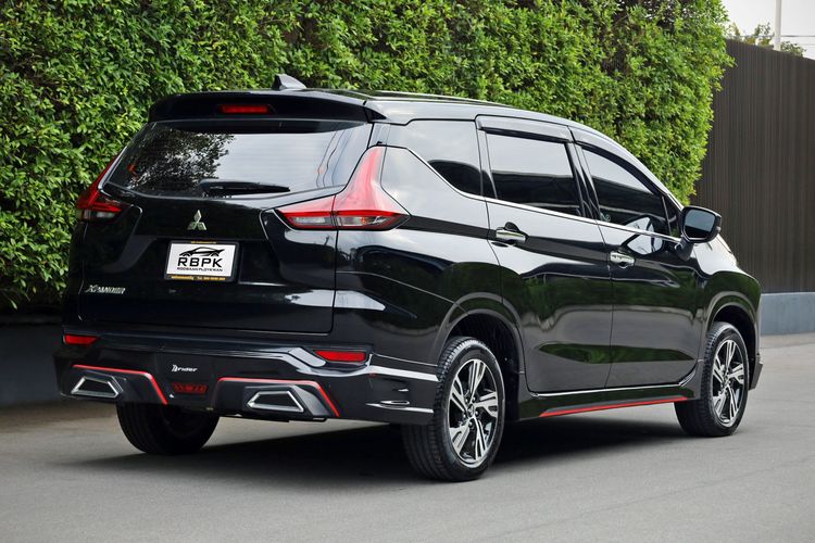 Mitsubishi Xpander 2021 1.5 GT Sedan เบนซิน ดำ รูปที่ 4