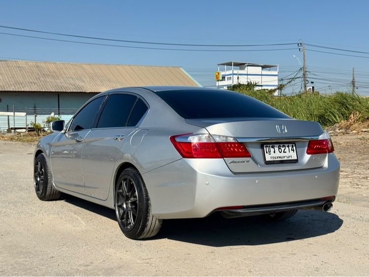 Honda Accord 2014 2.0 EL NAVI Sedan เบนซิน ไม่ติดแก๊ส เกียร์อัตโนมัติ บรอนซ์เงิน รูปที่ 4