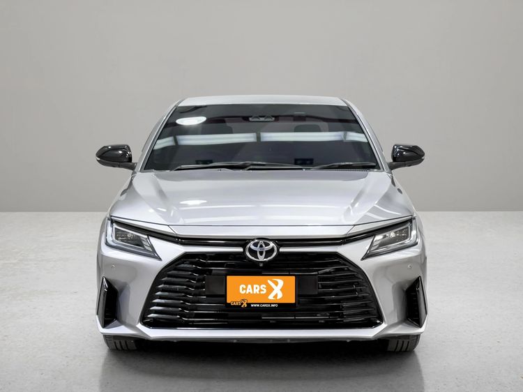 Toyota Yaris ATIV 2025 1.2 Premium Luxury Sedan เบนซิน ไม่ติดแก๊ส เกียร์อัตโนมัติ บรอนซ์เงิน รูปที่ 3