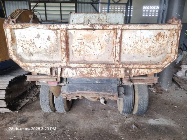 หกล้อดัมพ์ ท้องเรือ รูปที่ 4