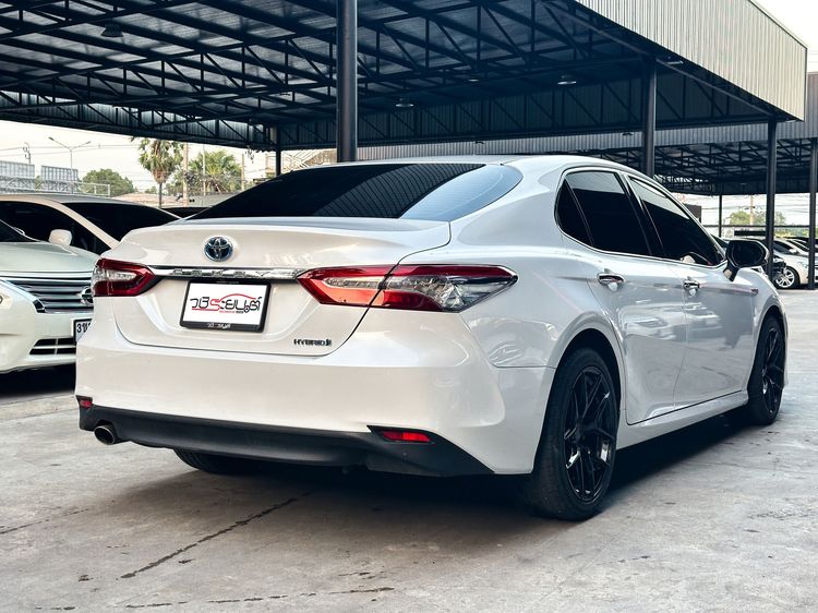 Toyota Camry 2020 2.5 Hybrid Premium Sedan ไฮบริด เกียร์อัตโนมัติ ขาว รูปที่ 4