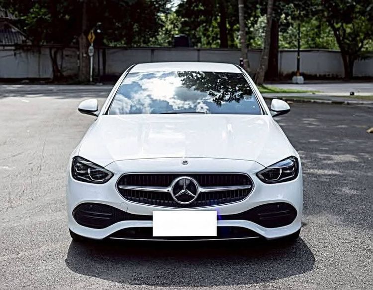 รถ Mercedes-Benz C-Class C220 สี ขาว