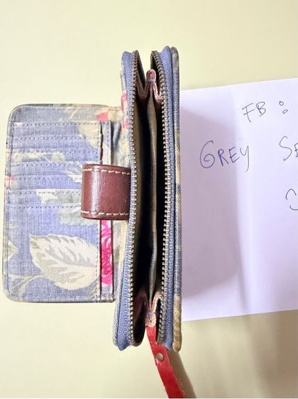 กระเป๋าสตางค์ Cath Kidston ของแท้  ใช้งานได้ปกติ สภาพดี  รูปที่ 2