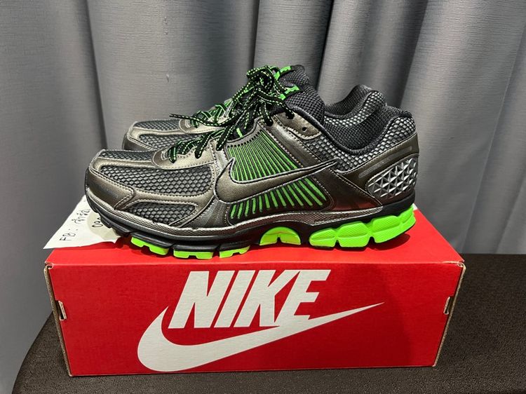 Nike Vomero 5 SE รูปที่ 9
