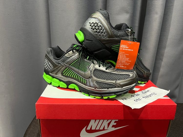 Nike Vomero 5 SE รูปที่ 4