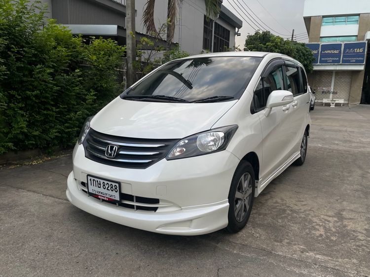 Honda Freed 2013 1.5 E Utility-car เบนซิน ไม่ติดแก๊ส เกียร์อัตโนมัติ ขาว รูปที่ 3