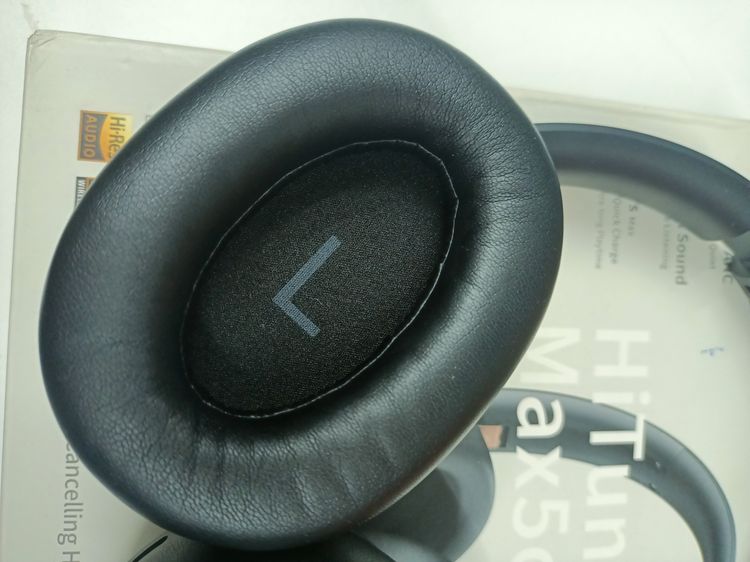 HiTune Max5C หูฟังไร้สาย บลูทูธ (สีดำ) รุ่น 35757 รูปที่ 6