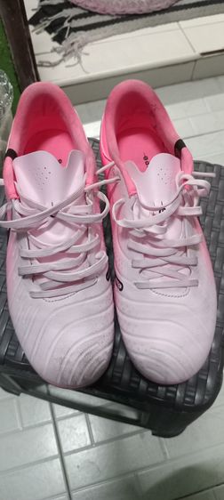 รองเท้า