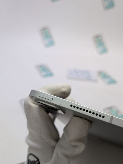 ขาย เทิร์น iPad Pro 12.9 2021 M1 Cellular 256 Gb Gray ศูนย์ไทย มีตัวเครื่องอย่างเดียว ไม่มีอุปกรณ์อื่น เพียง 13,990 บาท เท่านั้น ครับ  รูปที่ 8