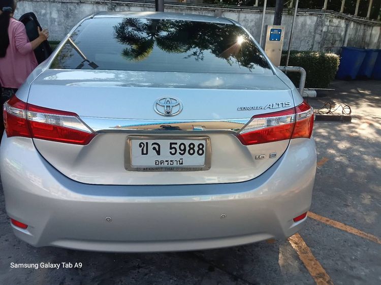 Toyota Altis 2014 1.8 E Sedan เบนซิน ไม่ติดแก๊ส เกียร์อัตโนมัติ เทา รูปที่ 2