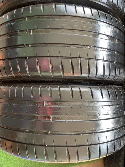 ยาง Michelin PILoT SPORT 4   225 45 18 ปี 25 ชุด 8900 บาท ไร้ตำหนิ ไม่ปะ ยางสวย รูปที่ 3