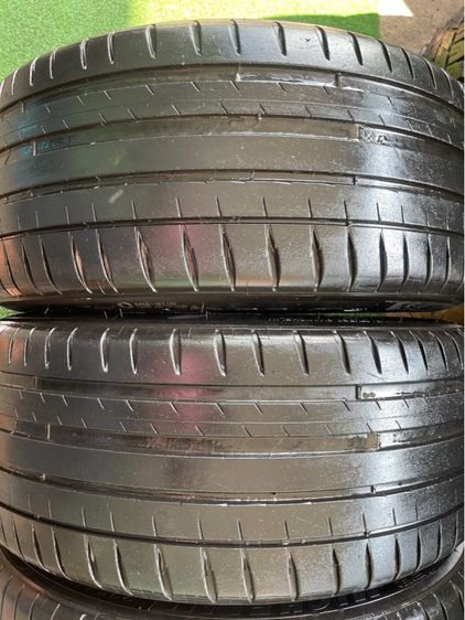 ยาง Michelin PILoT SPORT 4   225 45 18 ปี 25 ชุด 8900 บาท ไร้ตำหนิ ไม่ปะ ยางสวย รูปที่ 2