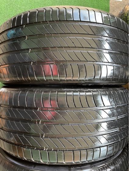 ยาง Michelin Primacy4  215 50 17 ปี 25 ชุด 6900 บาทคะ    ไร้ปะ ไร้ตำหนิ ยางสวย รูปที่ 3