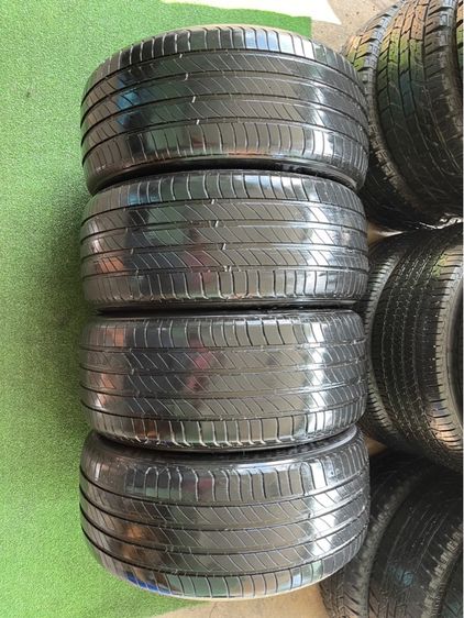 ยาง Michelin Primacy4  215 50 17 ปี 25 ชุด 6900 บาทคะ    ไร้ปะ ไร้ตำหนิ ยางสวย
