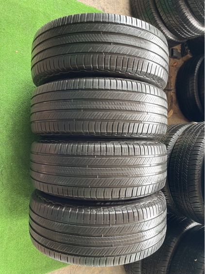 ยาง Michelin PRAIMACY suv  265 65 17 ปี 25 ชุดละ 8500 บาทคะ  ไร้ตำหนิ ไม่มีปะ 