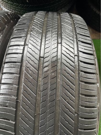 ยาง Michelin PRAIMACY suv  265 65 17 ปี 25 ชุดละ 8500 บาทคะ  ไร้ตำหนิ ไม่มีปะ  รูปที่ 6