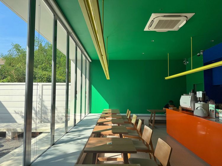 เซ้งเช่า คาเฟ่ Brunch บางนา ซอยราชวินิตบางแก้ว Café โทนขาว Minimalist ร้านสว่าง โปร่ง รูปที่ 3