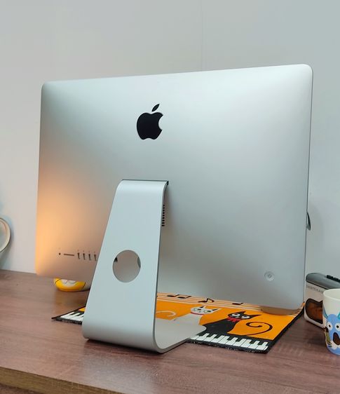 iMac 21.5” 2013 macOSปี2024 Corei5 SSD 128 GB RAM 8G สภาพดีลื่นมาก จอสวยโปรแกรมครบพร้อมใช้งาน +Apple keyboard รูปที่ 8