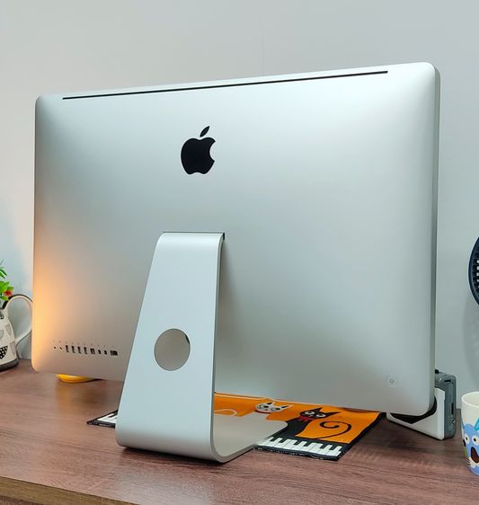 iMac 27” 2011 macOSปี2024  Corei5 RAM 8GB  SSD 128 GB สภาพดีลื่นมาก จอสวยไร้ตำหนิ+Apple keyboard รูปที่ 8