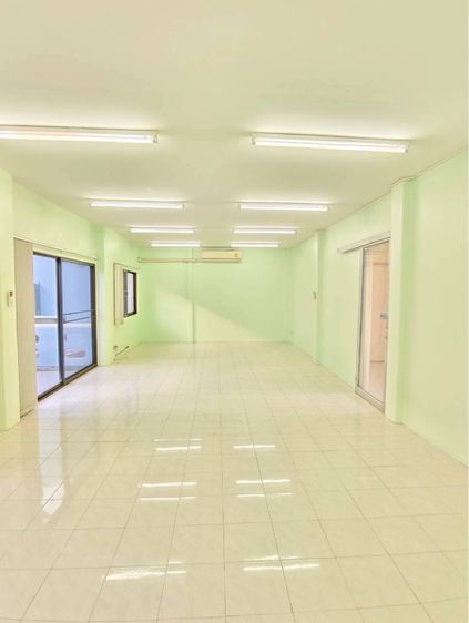 ขายโฮมออฟฟิศราคาถูกรามคำแหง ทำเลดีติดรถไฟฟ้า 2 สาย รูปที่ 3