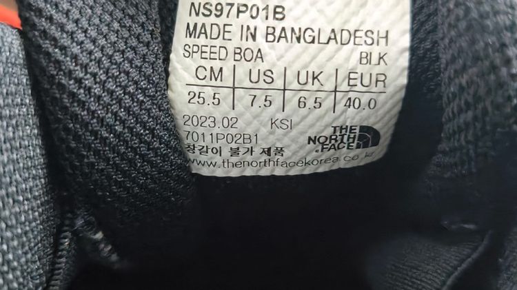 รองเท้า THE NORTH FACE แท้ 💯 เบอร์ US 7.5 EU 40 JP 25.5 cm เท้า 25-26 cm ใส่ได้ สภาพดีมาก พื้นเต็ม ทรงสวย ดีเทลดี ตัดเย็บแน่นมาก รูปที่ 6
