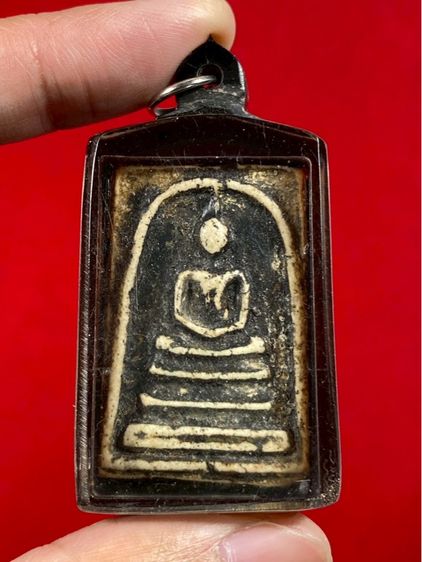 ⭐️พระสมเด็จ พิมพ์ใหญ่วัดระฆังองค์สภาพสวยสมบูรณ์ไม่มีหักซ่อม เนื้อผงลานเส้นสวยธรรมชาติ พร้อมเลี่ยมกรอบ