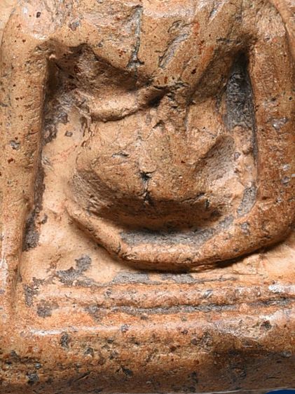 สวยแชมป์ ให้เช่าบูชา สมบัติบ้าน พระนางพญาพิษณุโลก พิมพ์เข่าตรง ฟอร์มทรงงดงาม เนื้อมีมวลสาร สมบูรณ์แบบ รูปที่ 12