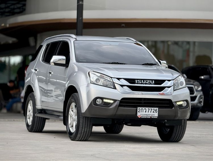 รถ Isuzu MU-X 3.0 Ultimate AT 2WD สี เทา