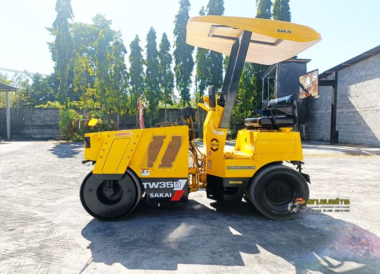 รถบด หน้าเหล็ก-หลังยาง Komatsu JV40C   ขนาด 4 ตัน มีระบบสั้นสะเทือน  หลังคากันแดดกันฝน รูปที่ 9
