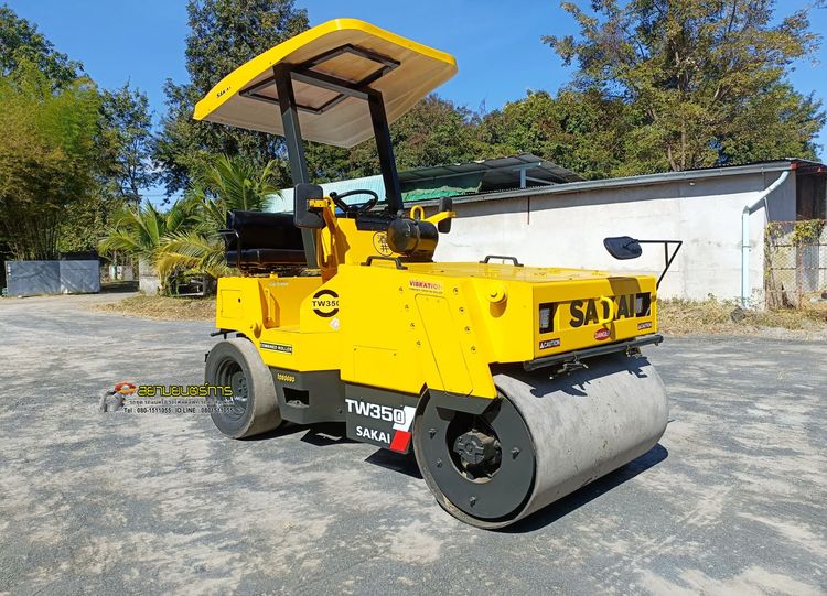 รถบด หน้าเหล็ก-หลังยาง Komatsu JV40C   ขนาด 4 ตัน มีระบบสั้นสะเทือน  หลังคากันแดดกันฝน รูปที่ 11