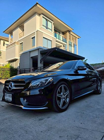 Mercedes-Benz C-Class 2017 C300 Sedan เบนซิน ไม่ติดแก๊ส เกียร์อัตโนมัติ ดำ รูปที่ 3