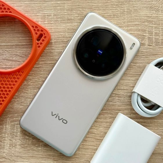 ขายเทิร์น Vivo X200 Pro 1512 ศูนย์ไทย ประกัน มค 69 แบต 98 สวยกริ๊บ อุปกรณ์ไม่เคยแกะใช้ ไม่มีกล่อง มีเคสแถมให้