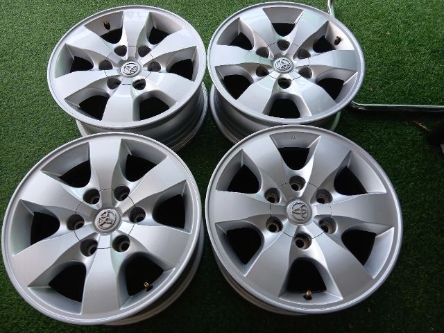 ล้อเดิมวีโก้แชมป์ ขอบ16 สภาพสวยๆ