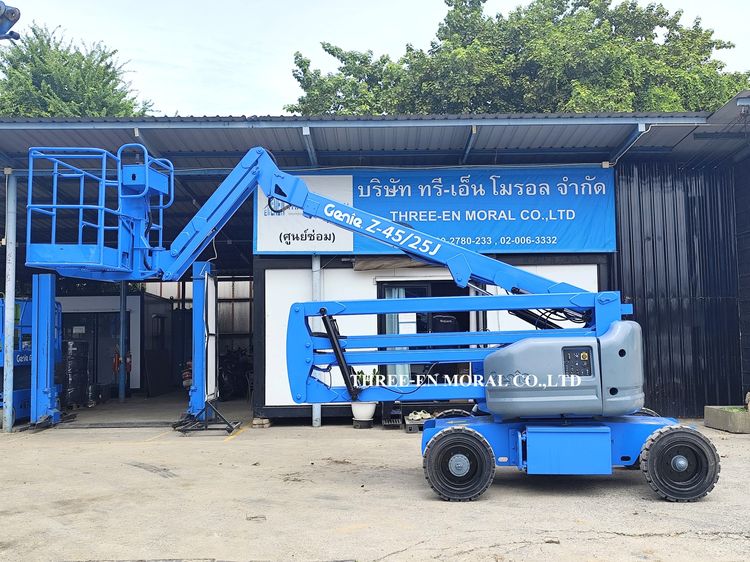 รถกระเช้า Boom Lift Genie Z45-25J