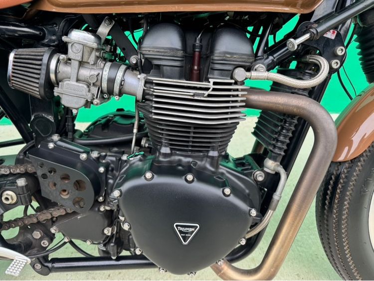 Triumph Thruxton R 900 ปี 2009 หม้อลม รูปที่ 6