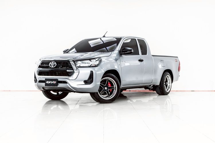 รถ Toyota Hilux Revo Smart Cab 2.4 Entry Z Edition สี เทา