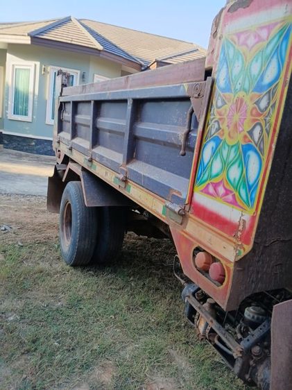 ขายรถหกล้อดั้มมือสอง รูปที่ 2