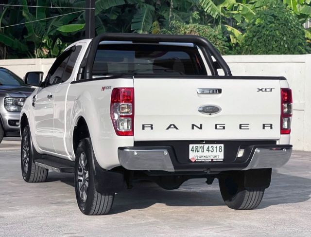 Ford Ranger 2017 2.2 Hi-Rider XLT ดีเซล เกียร์อัตโนมัติ ขาว รูปที่ 2
