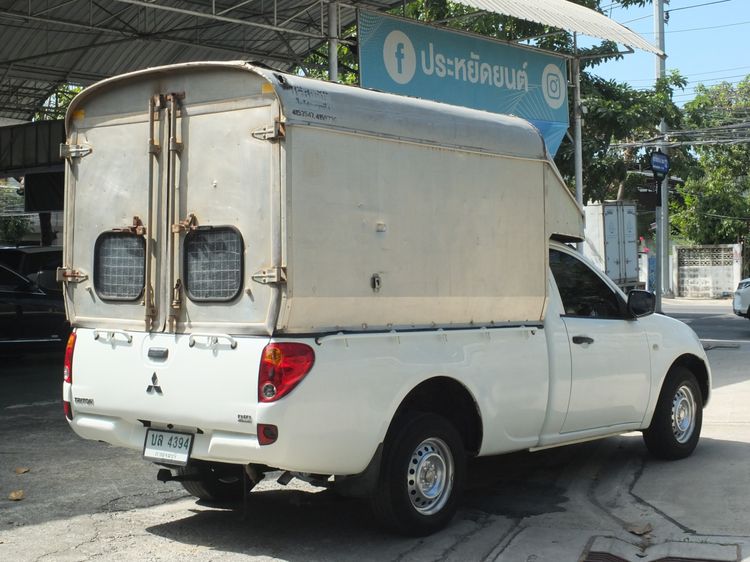 Mitsubishi Triton 2014 2.5 GL Pickup ดีเซล ไม่ติดแก๊ส เกียร์ธรรมดา ขาว รูปที่ 4